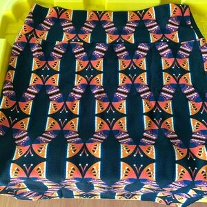 2 Lularoe skirts.
